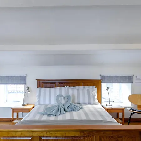 3 Bed In 79398