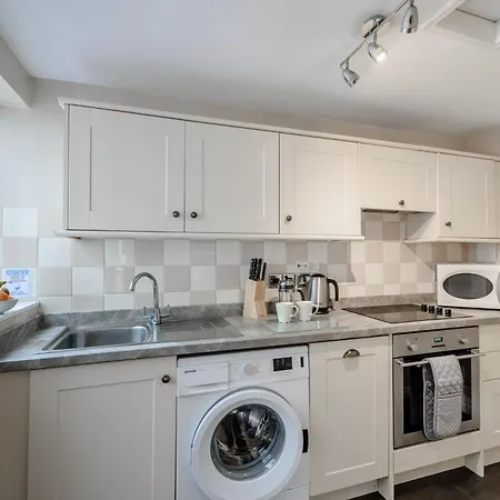 3 Bed In 79398 *