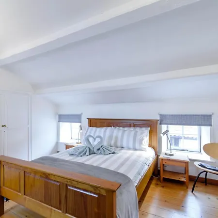 3 Bed In Saltburn-by-the-sea Oc-79398 * Staithes