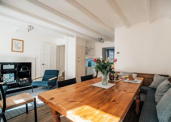 3 Bed In 79398 Ferienhaus Staithes